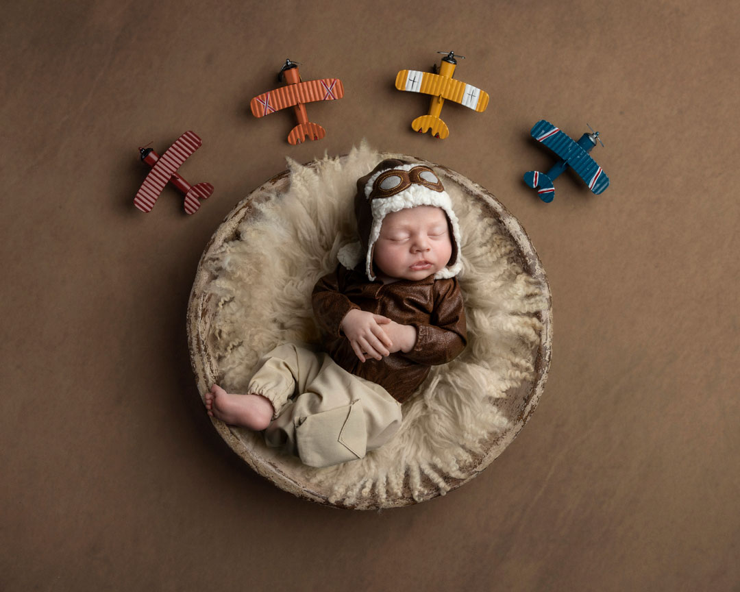 https://feliciasaundersphotography.com/wp-content/uploads/2024/01/Maternity-Photographer-Newborn-Photographer-Boudoir-Photographer-Las-Vegas-Henderson-Family-Portrait-24.jpg